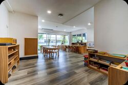 Crystal Court (D10), Retail #505653451